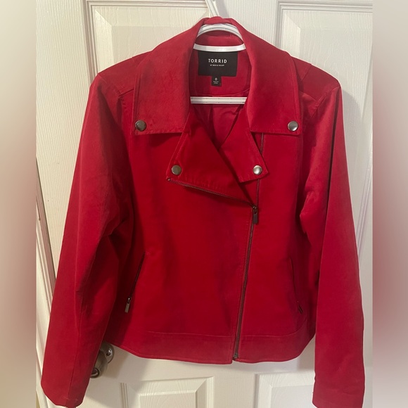 Stunning Jester Red Velveteen Moto Jacket - Size 12/14 - Picture 5 of 8